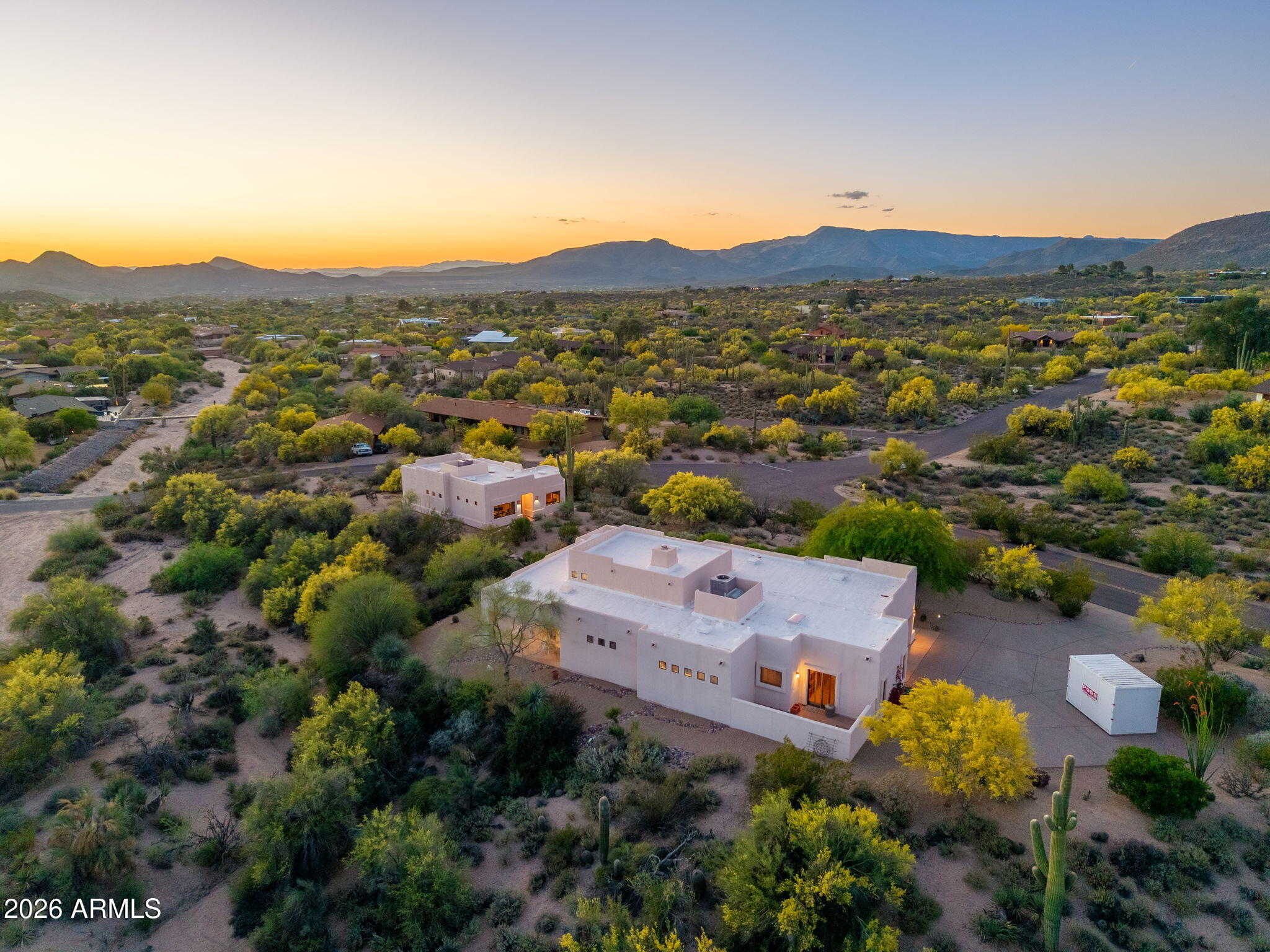 8001 E CAREFREE Drive