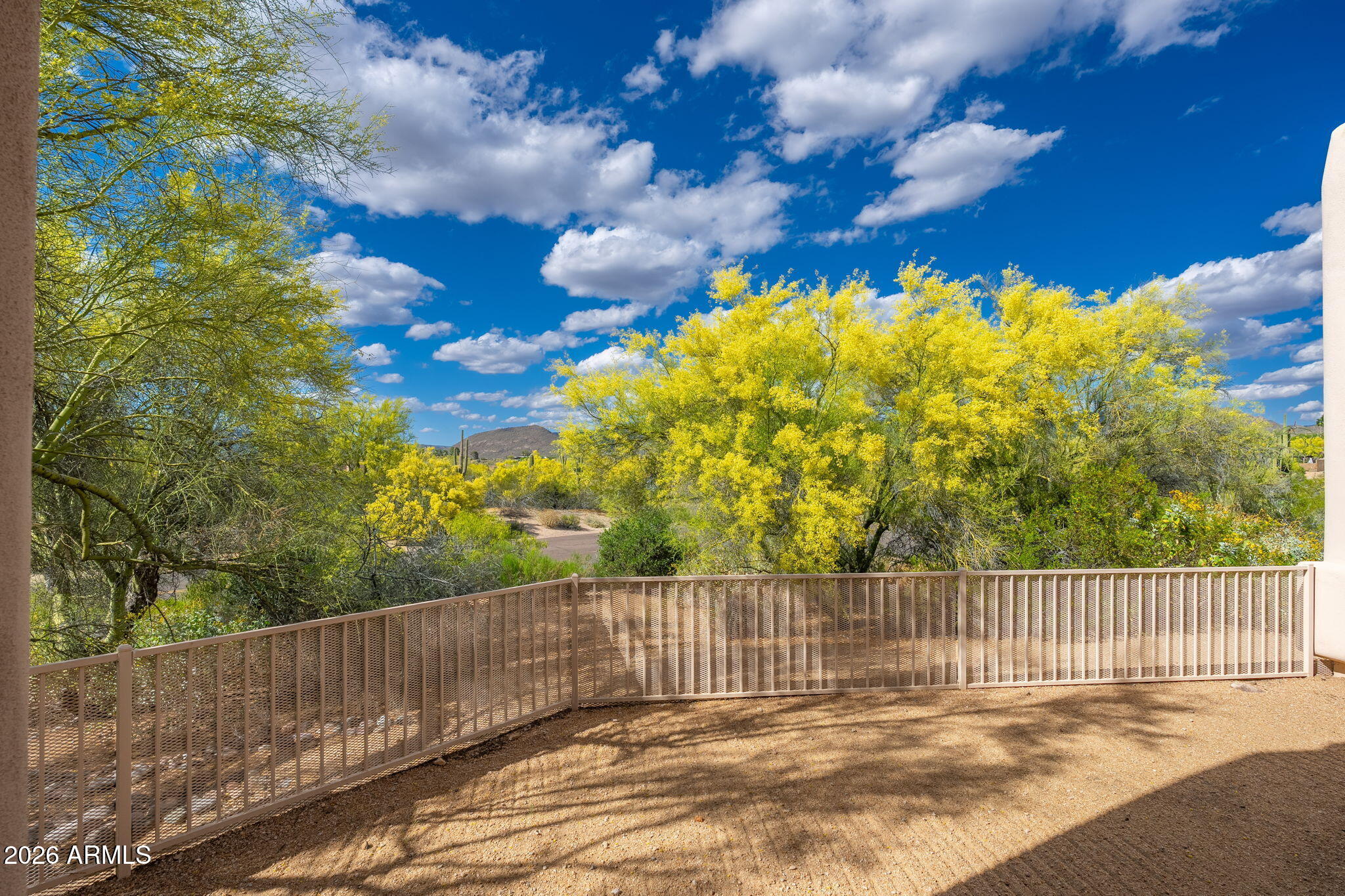 8001 E CAREFREE Drive