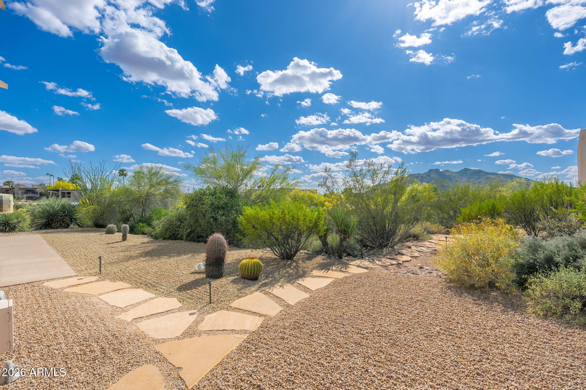 8001 E CAREFREE Drive