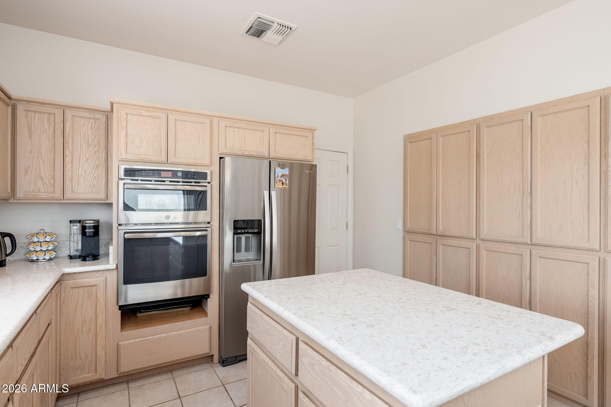 8001 E CAREFREE Drive