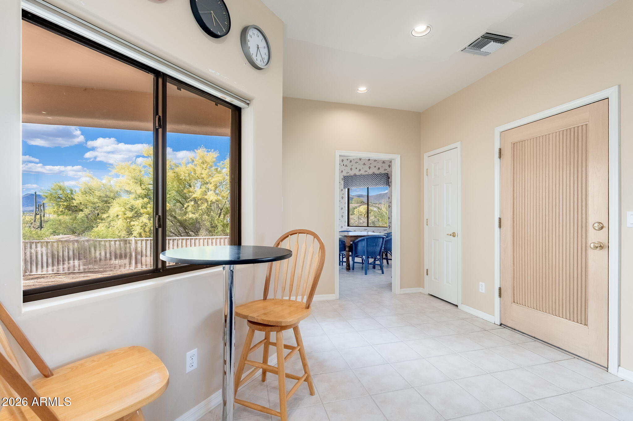 8001 E CAREFREE Drive