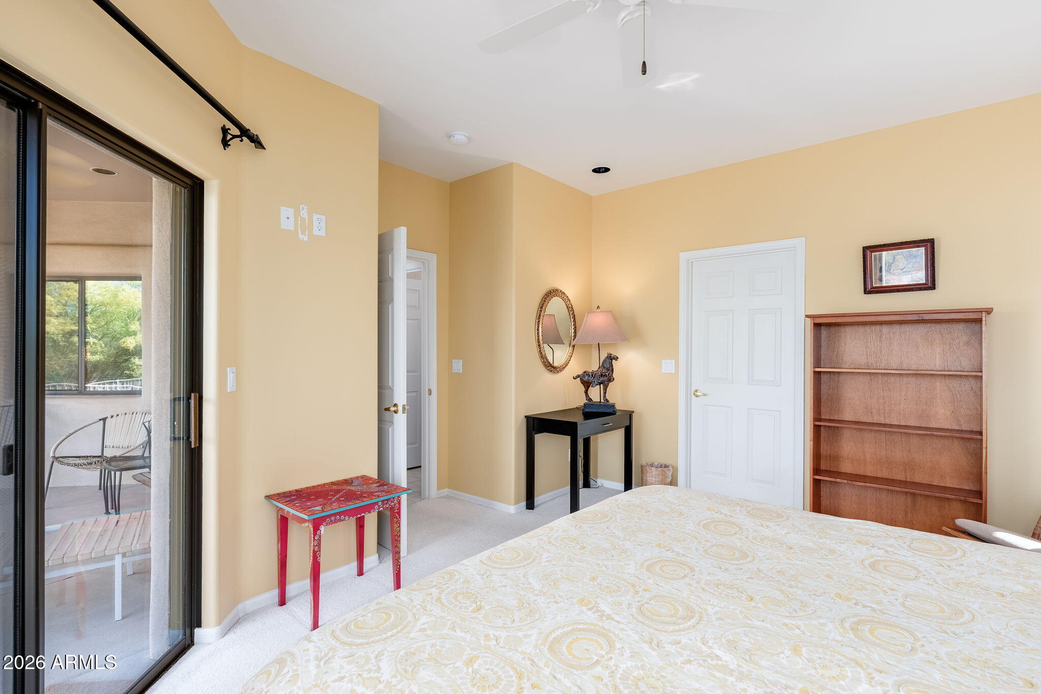 8001 E CAREFREE Drive