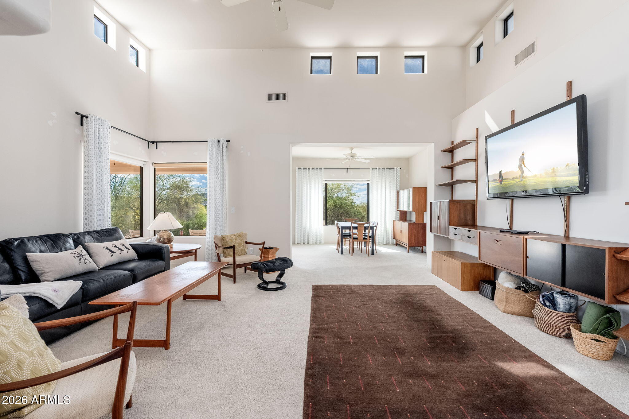 8001 E CAREFREE Drive