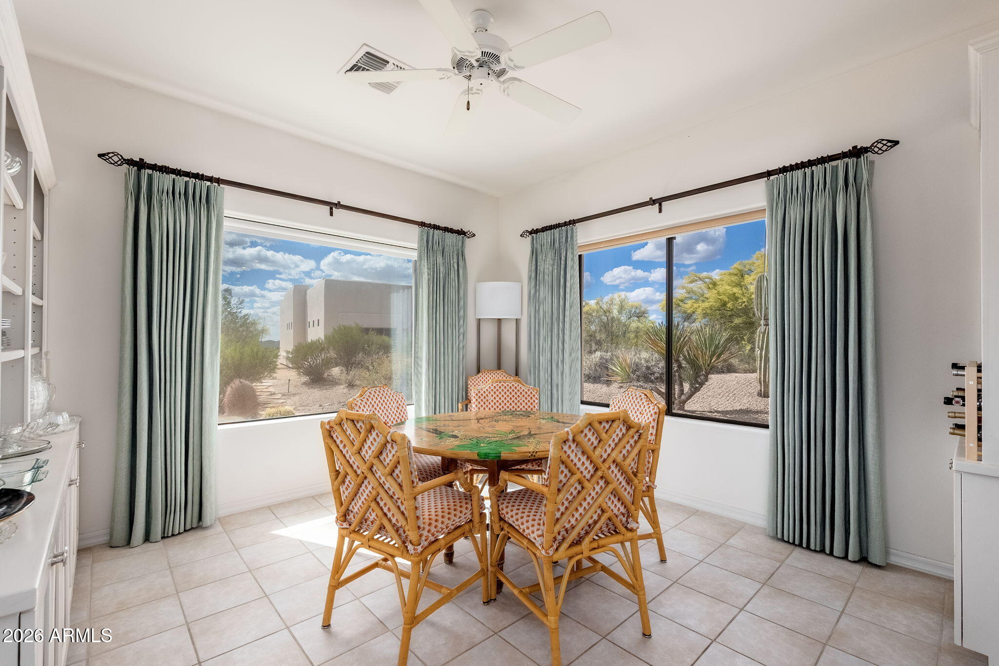 8001 E CAREFREE Drive