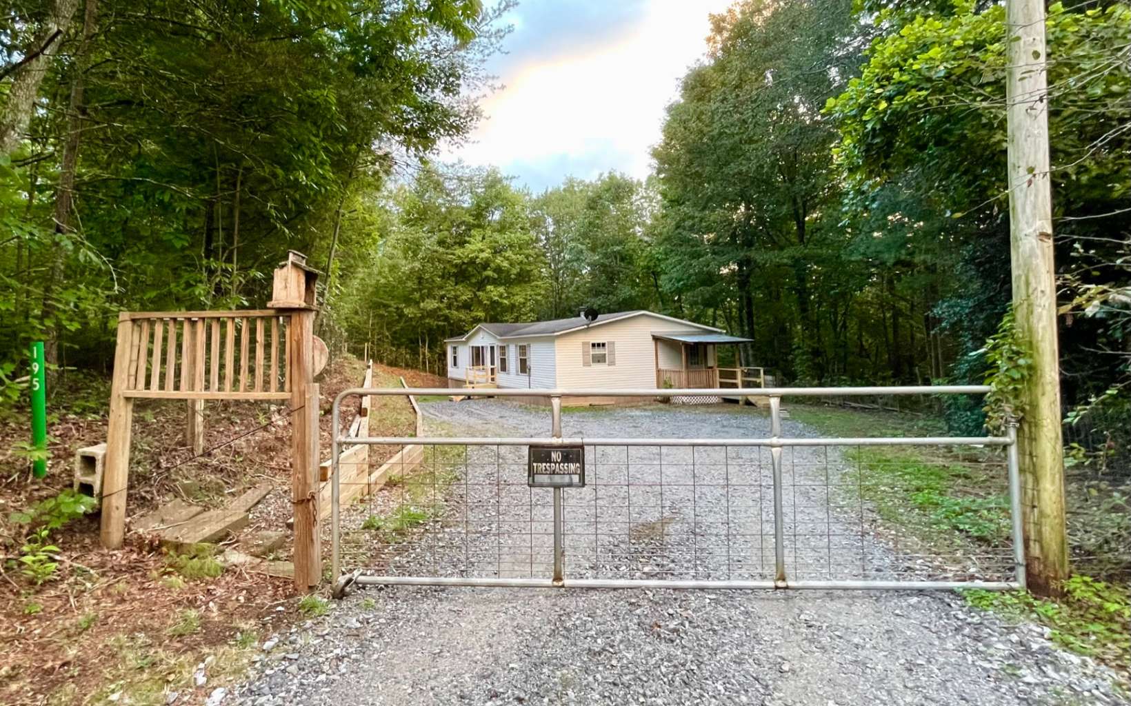 195 Cherokee Road
