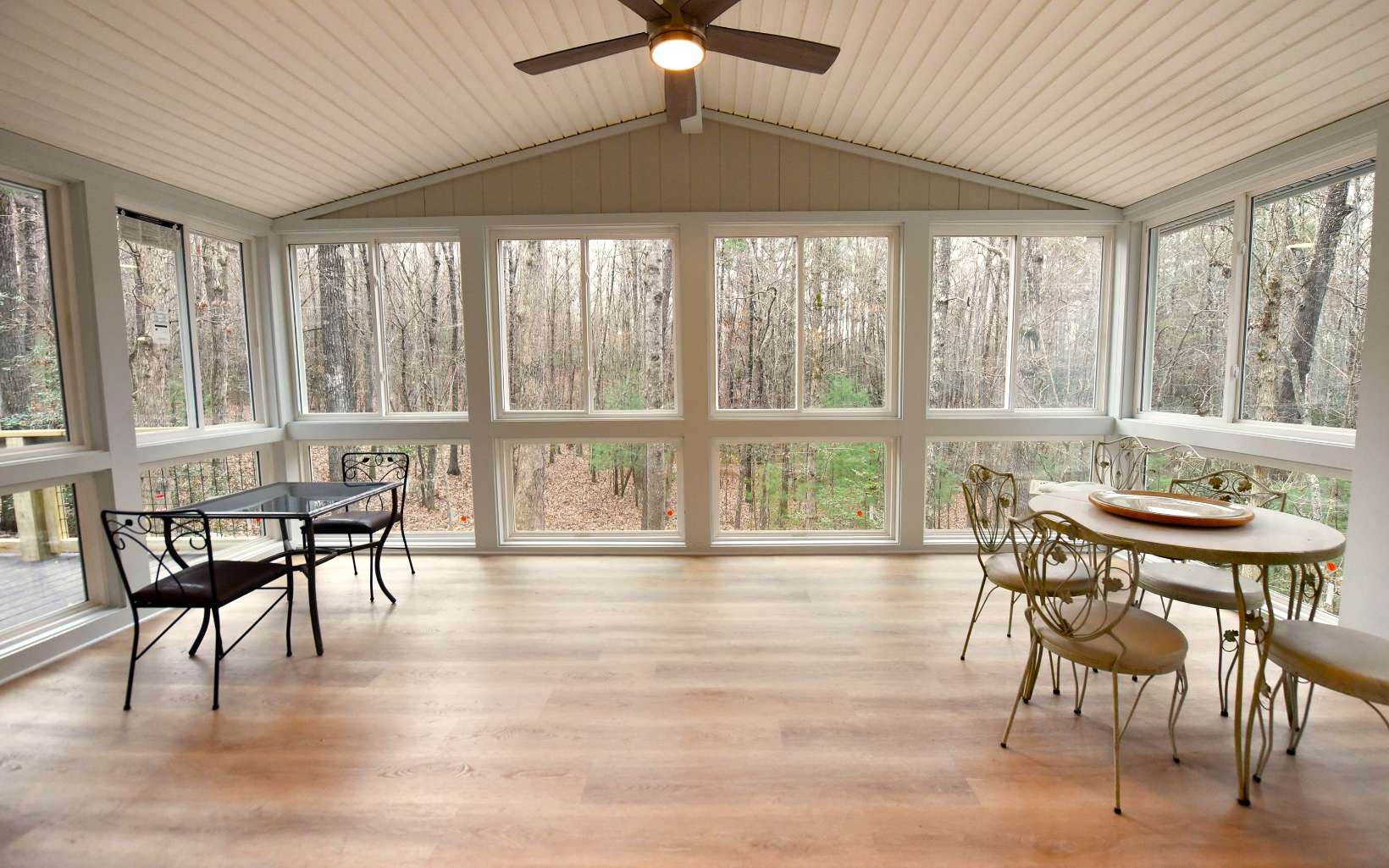 611 Lakeside Drive
