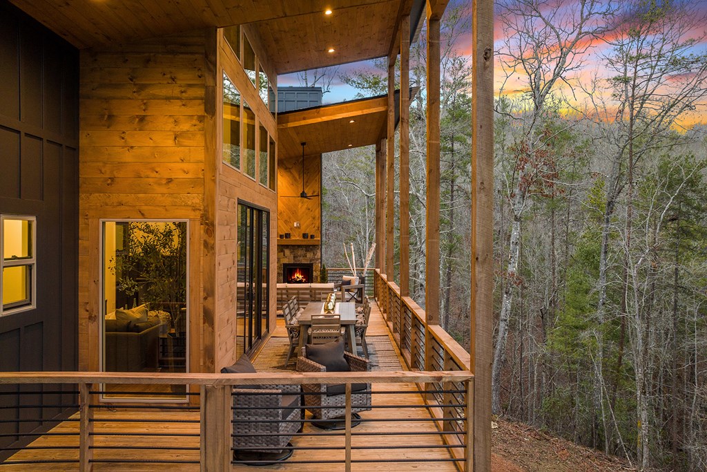 379 Mountain Rivers Lane