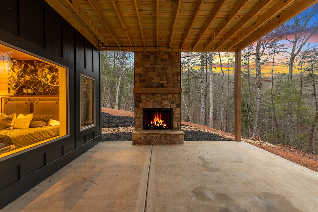 379 Mountain Rivers Lane
