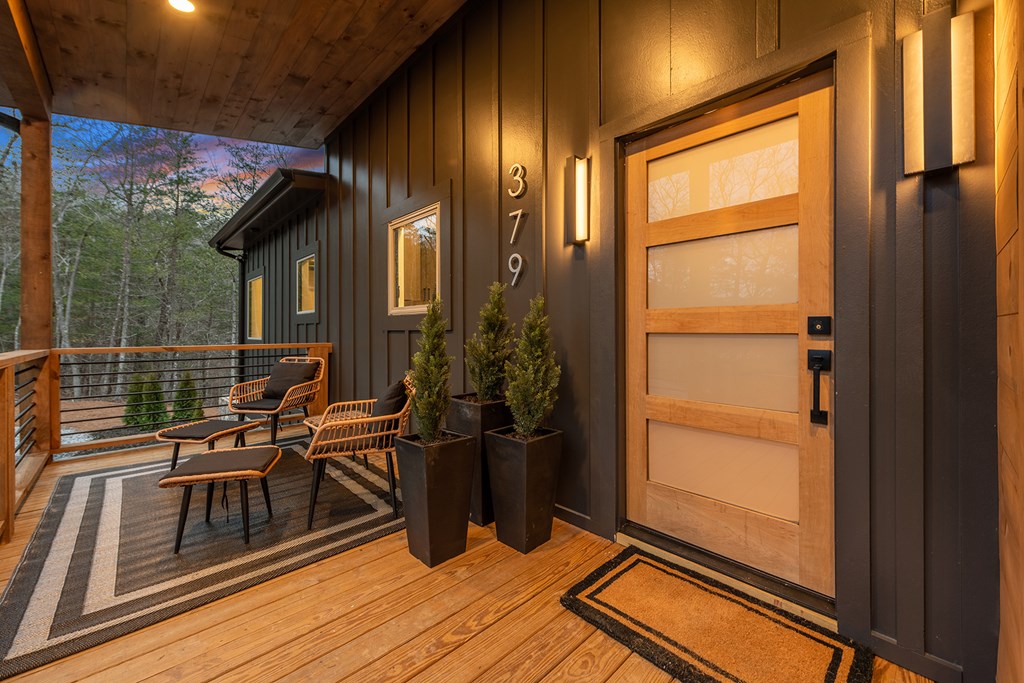 379 Mountain Rivers Lane