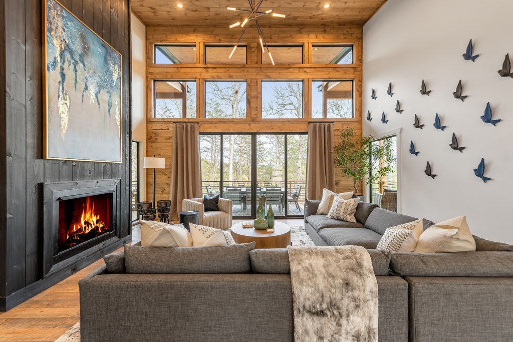 379 Mountain Rivers Lane