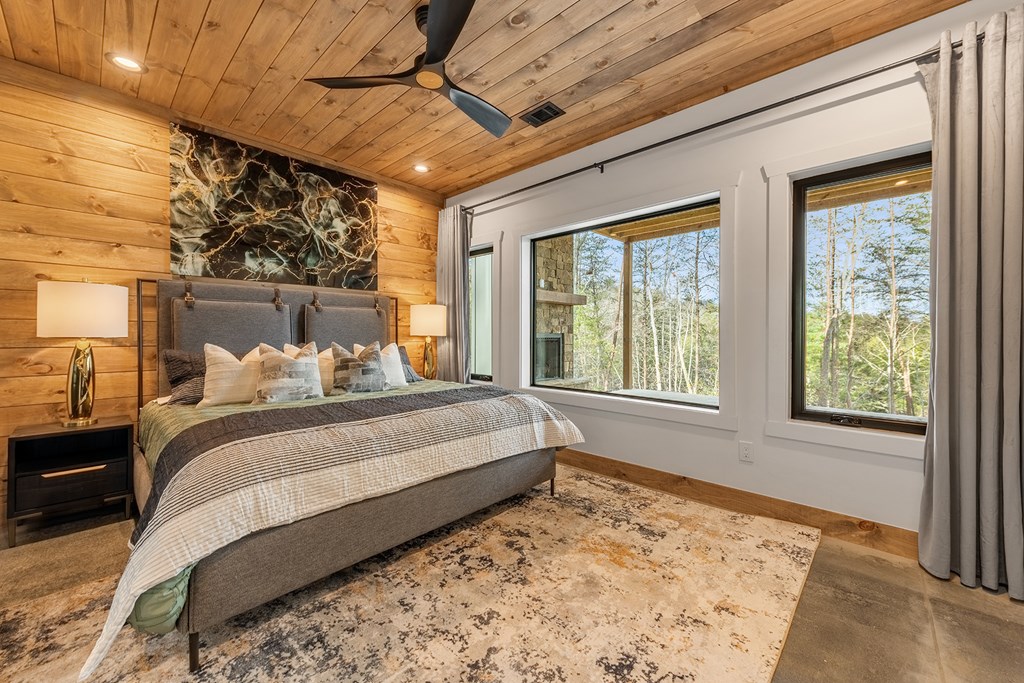 379 Mountain Rivers Lane