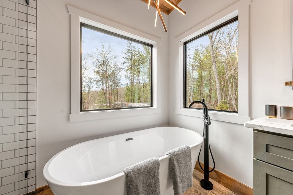 379 Mountain Rivers Lane
