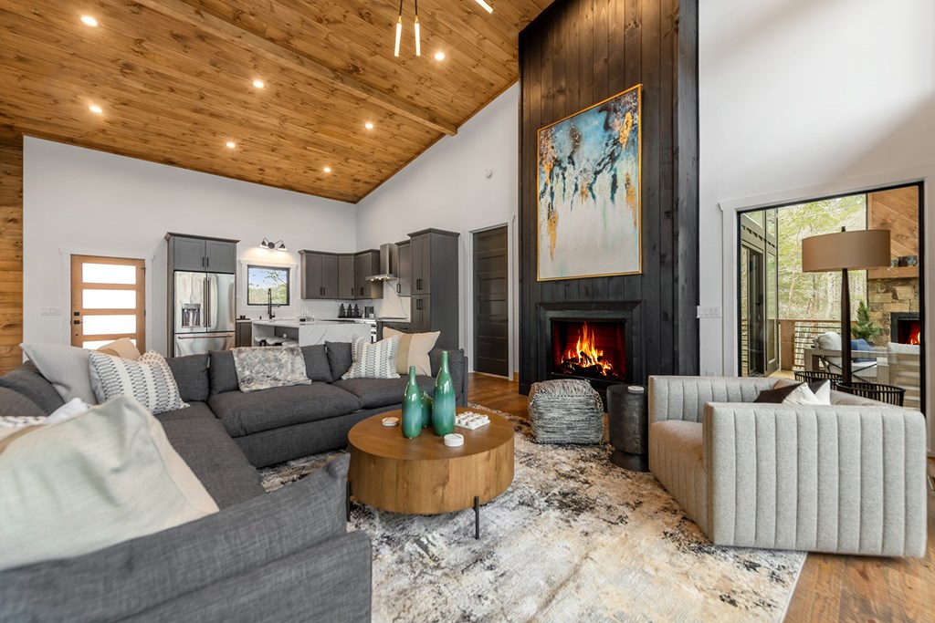 379 Mountain Rivers Lane