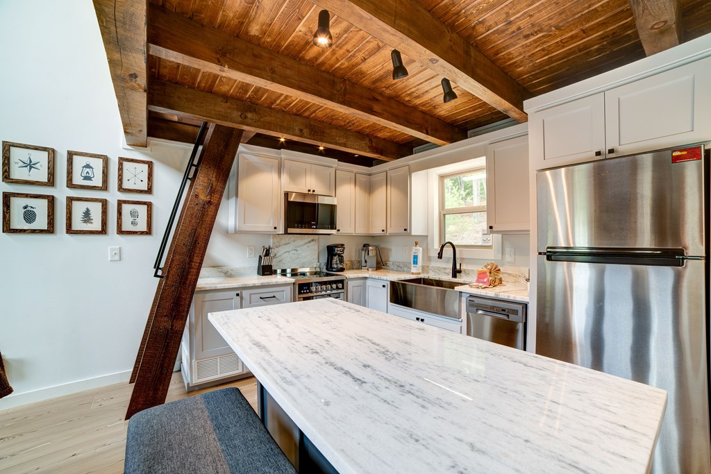 133 Garren Cove Road