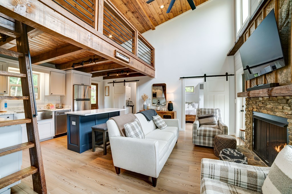 133 Garren Cove Road