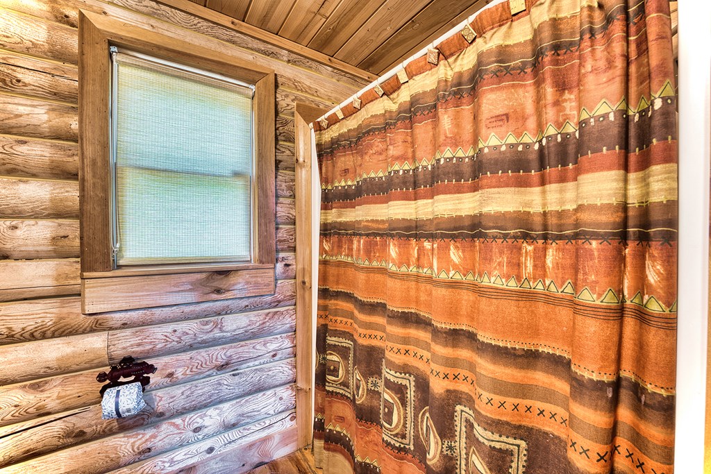 324 Copperhead Trail