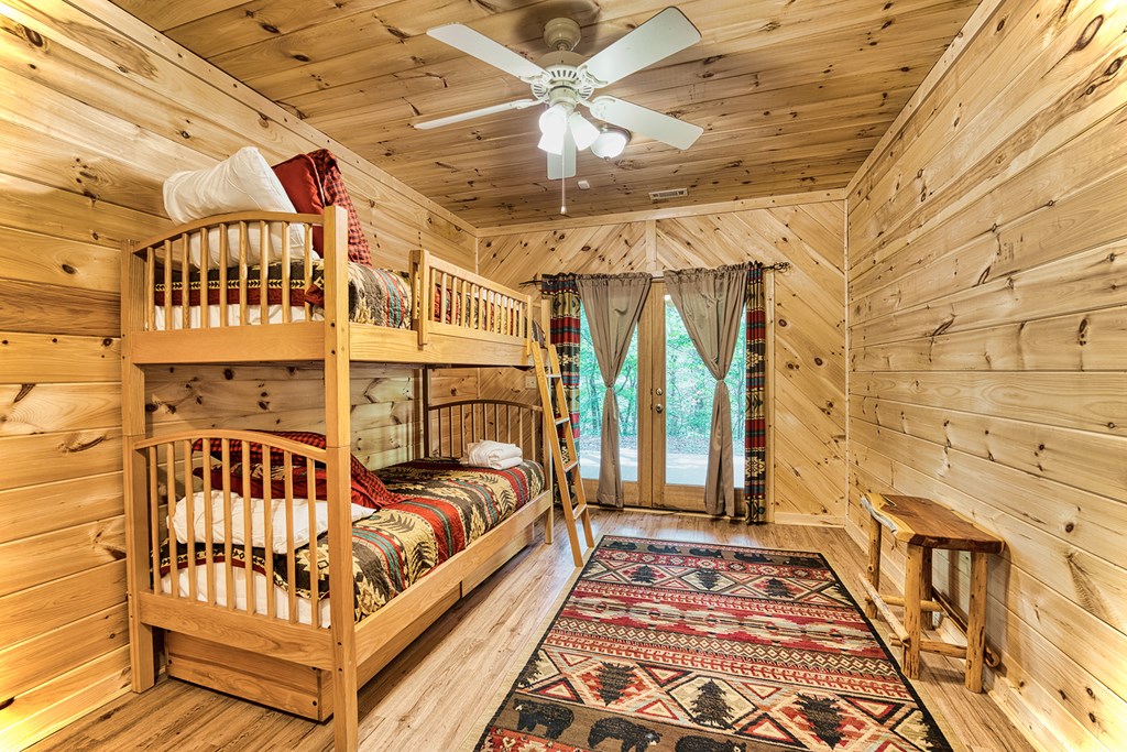 324 Copperhead Trail