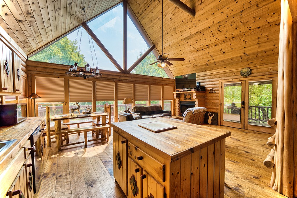 324 Copperhead Trail