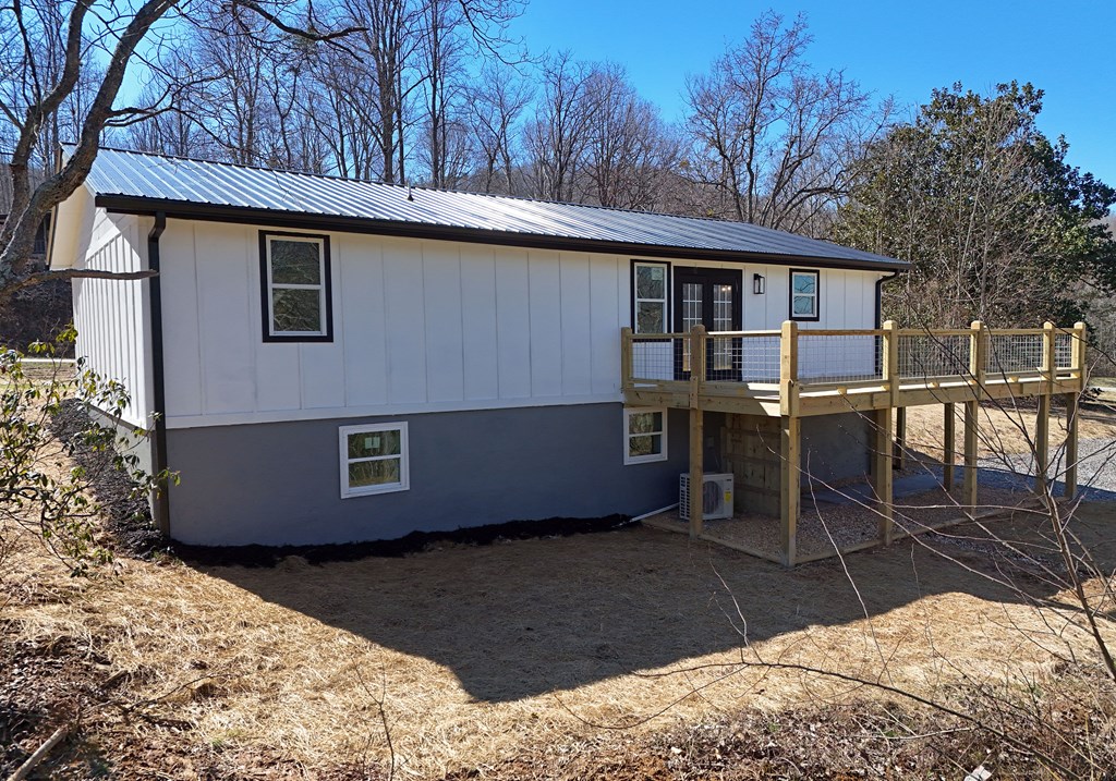 10 Kel Horn Road