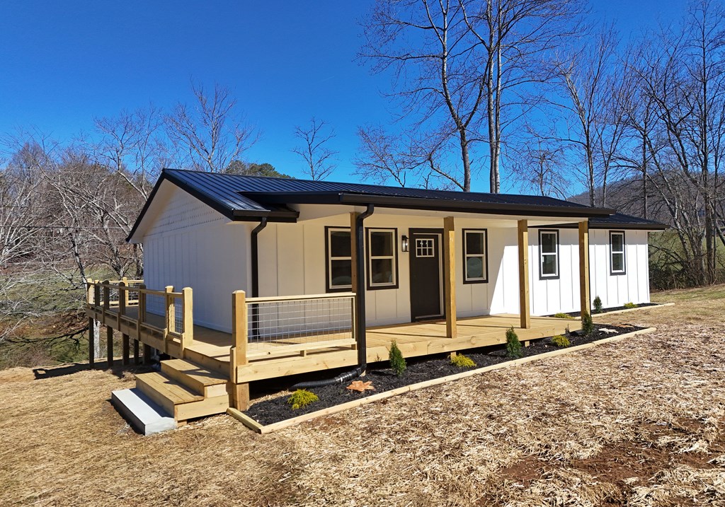 10 Kel Horn Road