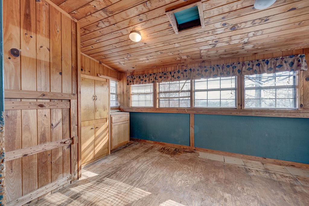 146 Bentwood Lane