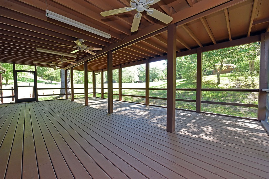 1844 Whispering Pines
