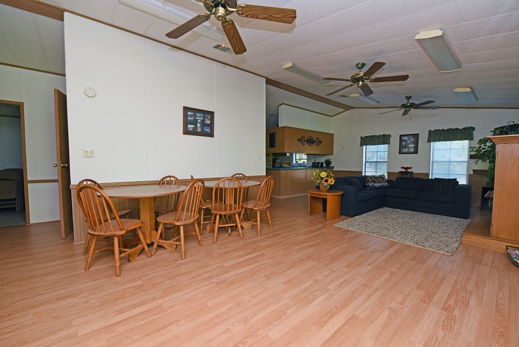 1844 Whispering Pines
