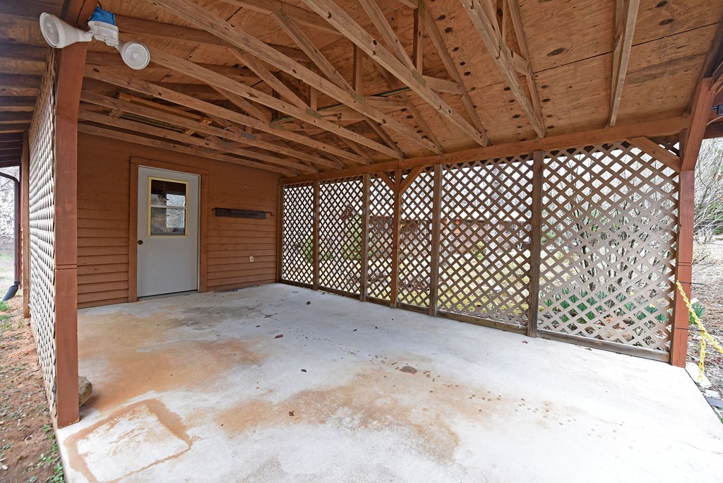 1844 Whispering Pines