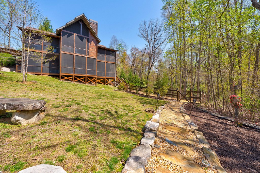 98 Staurolite Mountain Way