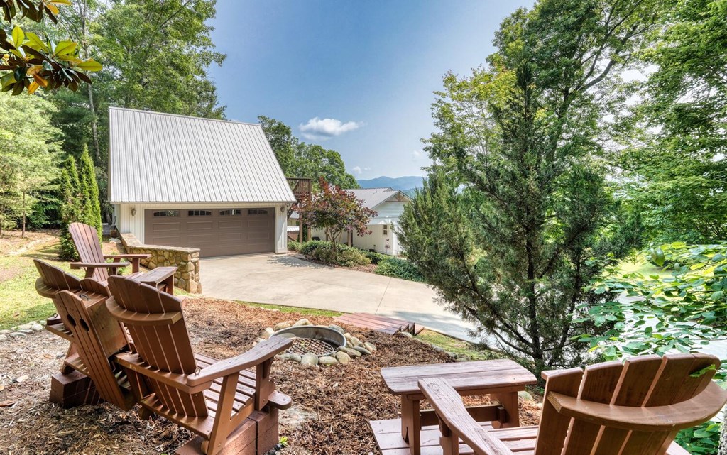 7 Kadens Cove