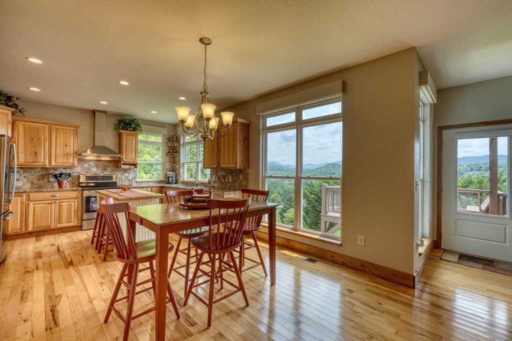 7 Kadens Cove