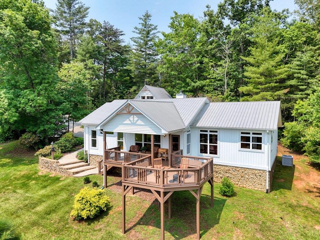 7 Kadens Cove