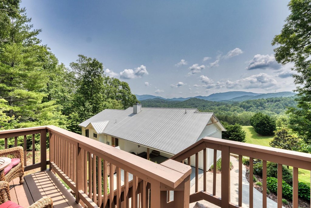 7 Kadens Cove