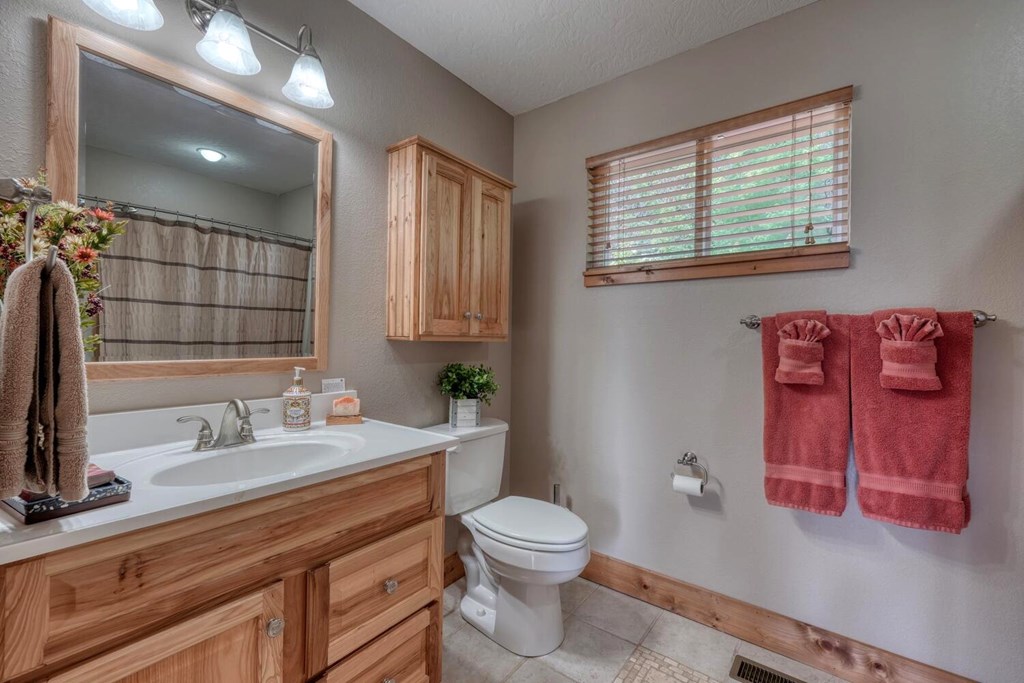 7 Kadens Cove