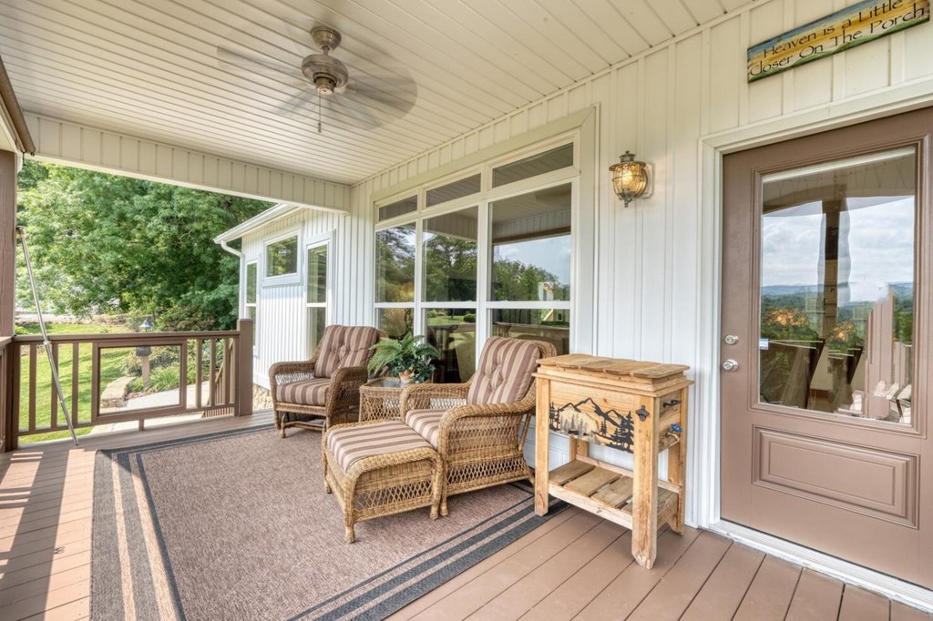 7 Kadens Cove