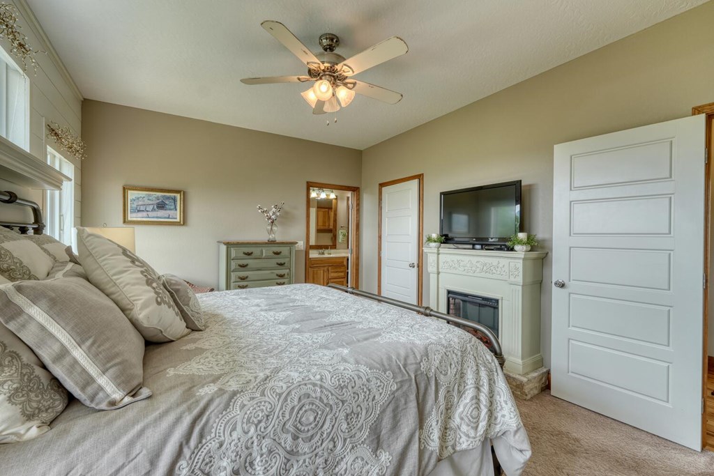 7 Kadens Cove