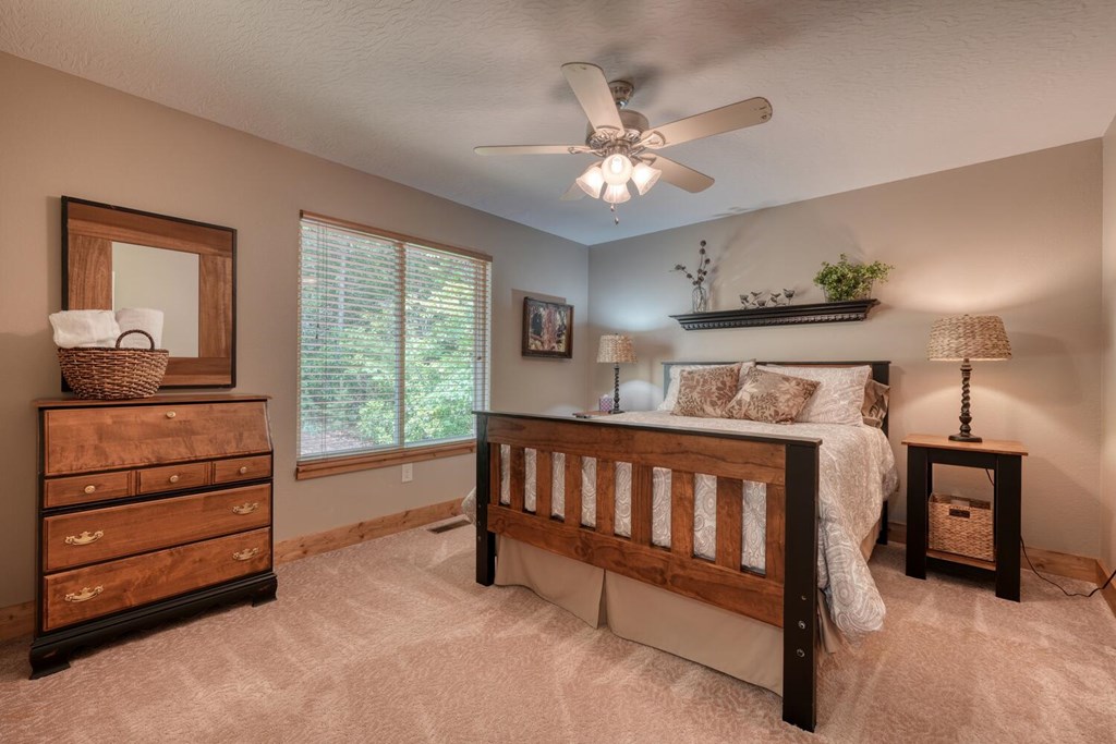 7 Kadens Cove