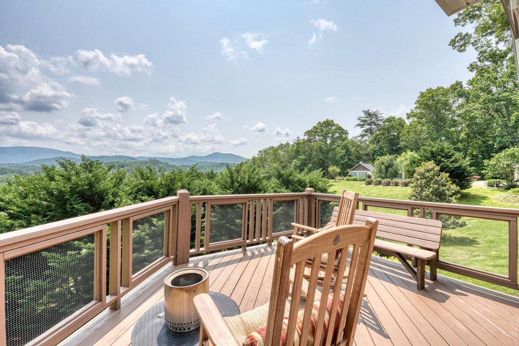 7 Kadens Cove