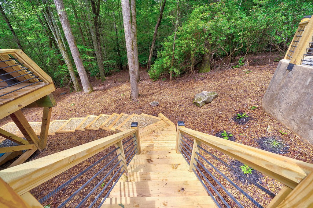60 Bridle Path
