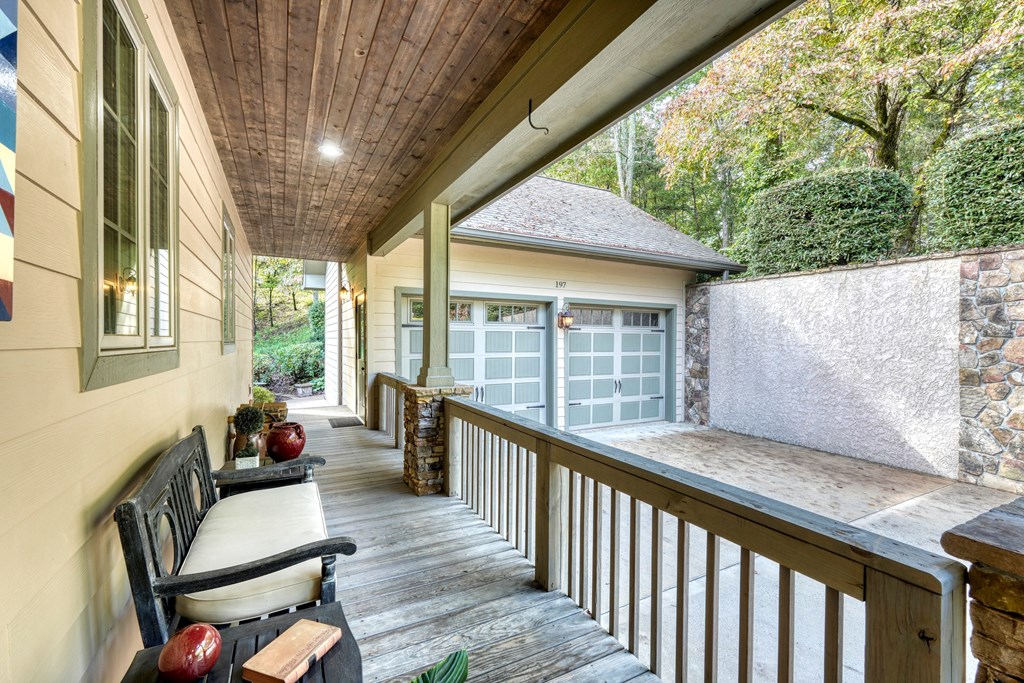 197 Eagles View Road