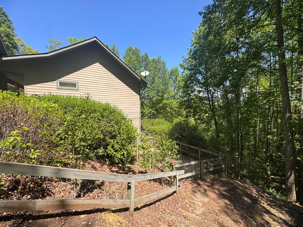 197 Eagles View Road