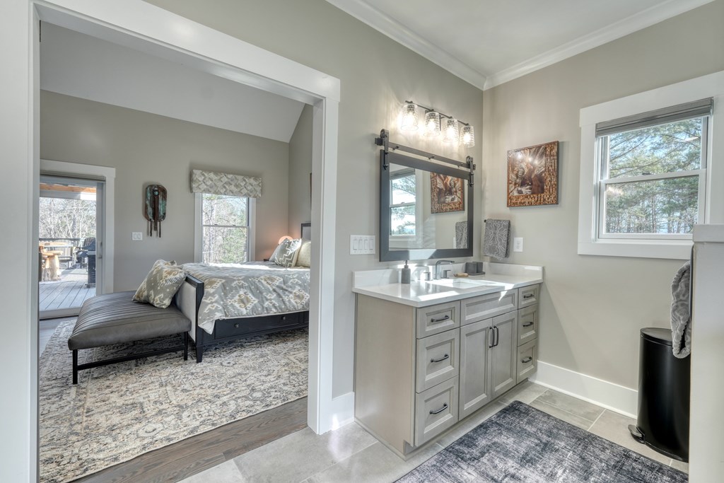 284 Eastridge Court