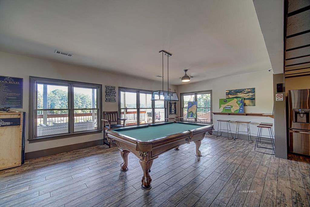 284 Eastridge Court
