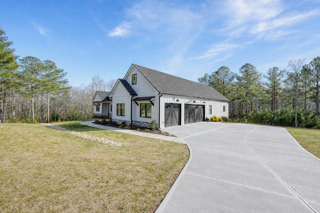 284 Eastridge Court