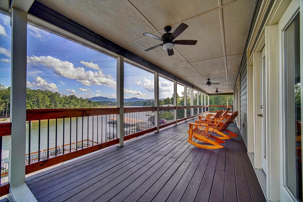 284 Eastridge Court