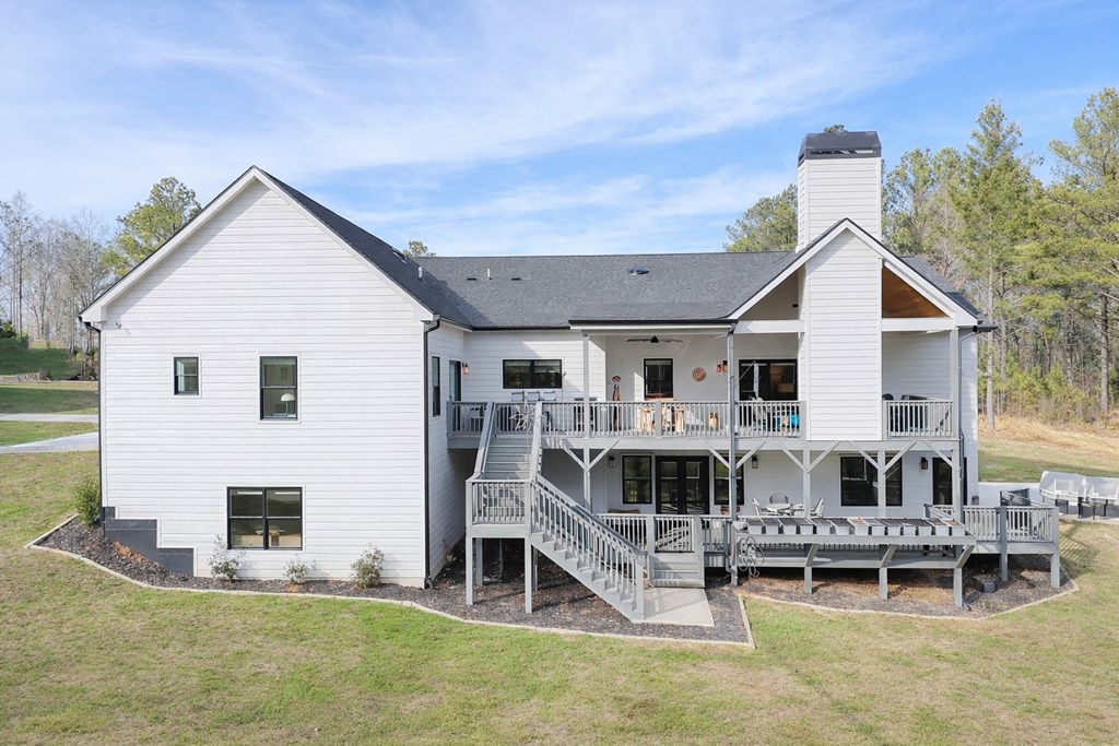 284 Eastridge Court