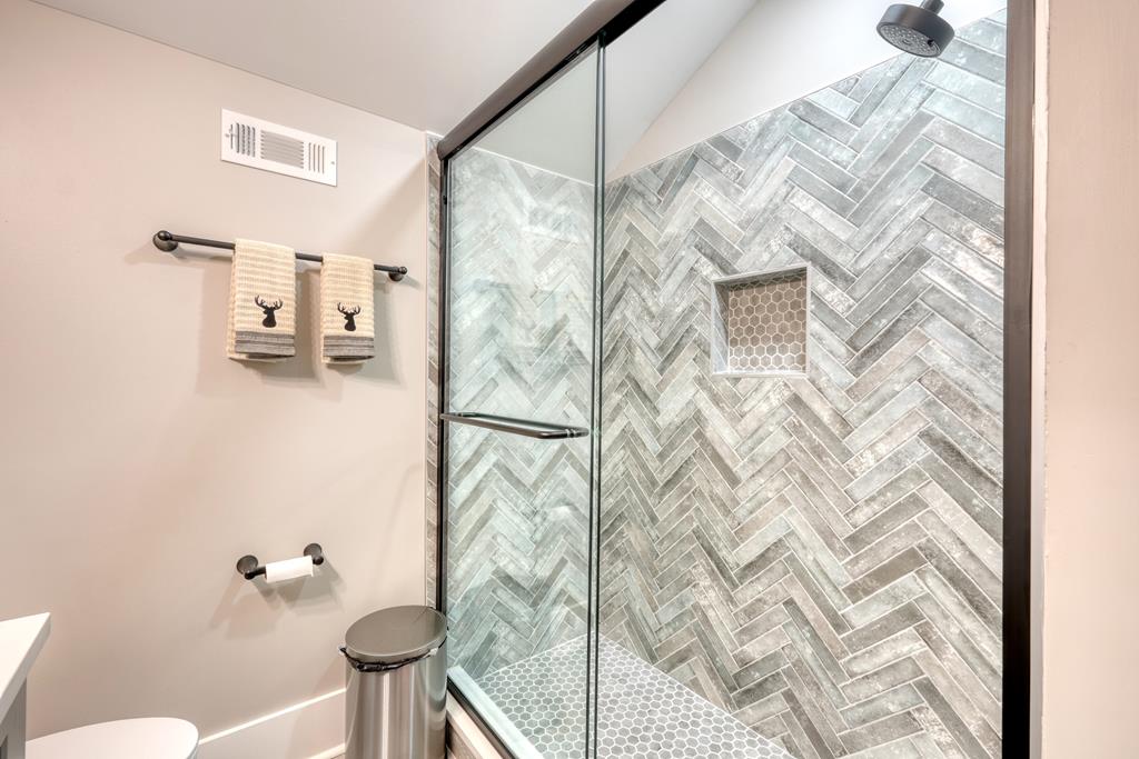 284 Eastridge Court