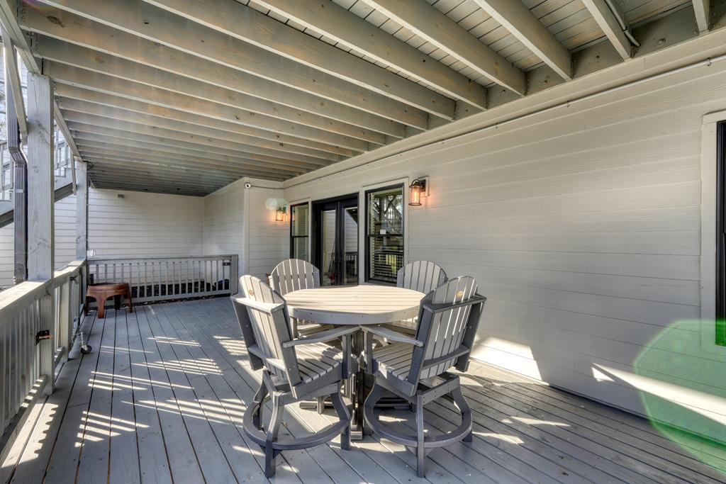 284 Eastridge Court
