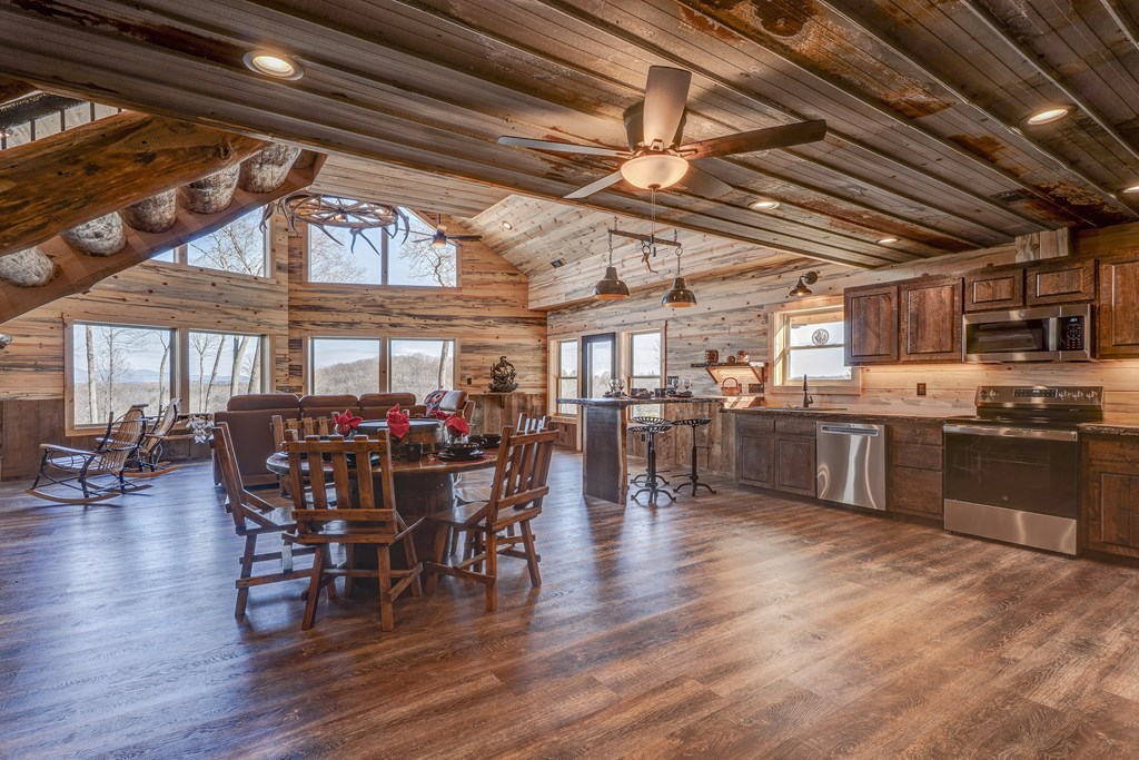 187 Briar Woods Lane