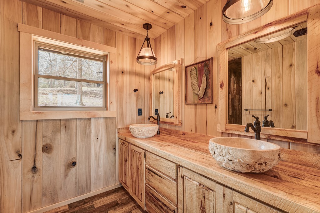 187 Briar Woods Lane